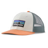 Šiltovka Patagonia P-6 Logo Lopro Trucker white w/peach sherbet 25/26 - Odosielame do 24 hodín Šiltovka Patagonia P-6 Logo Lopro Trucker white w/peach sherbet 25/26 - Odosielame do 24 hodín