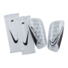 Chrániče Nike Mercurial Lite DN3611-100 Chrániče Nike Mercurial Lite DN3611-100