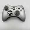 Xbox 360 ovládač (strieborný) Xbox 360 ovládač (strieborný)
