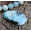 Larimar vŕtaný okrúhliak (31 x 17 x 11 mm) Larimar vŕtaný okrúhliak (31 x 17 x 11 mm)