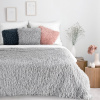 EUROFIRANY CHLPATÁ DEKA ADORE 130X170 CM STRIEBORNÁ EUROFIRANY CHLPATÁ DEKA ADORE 130X170 CM STRIEBORNÁ