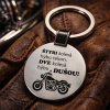 Prívesok na kľúče pre motorkára: Dve kolesá hýbu dušou Prívesok na kľúče pre motorkára: Dve kolesá hýbu dušou