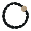 By Eloise London Letter Charms Gold náramek / gumička do vlasů odstín d black unisex By Eloise London Letter Charms Gold náramek / gumička do vlasů odstín d black unisex