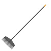Hrable na lístie Solid Fiskars, veľkosť M, š41,5x172cm Hrable na lístie Solid Fiskars, veľkosť M, š41,5x172cm