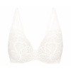 Podprsenka Triumph Body Makeup Illusion Lace WP - pre dámy - veľ. 90B - farba: biela Podprsenka Triumph Body Makeup Illusion Lace WP - pre dámy - veľ. 90B - farba: biela