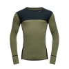 tričko DEVOLD Lauparen Merino 190 Shirt Man ink/lichen/black M tričko DEVOLD Lauparen Merino 190 Shirt Man ink/lichen/black M