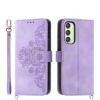 Peňaženkové kožené puzdro Flowers Embossed na Samsung Galaxy A25 5G - Fialová Peňaženkové kožené puzdro Flowers Embossed na Samsung Galaxy A25 5G - Fialová