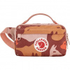 Fjällräven Kånken Graphics Hip Pack, Farba CHALKROSE-HIDDEN ANIMALS, Objem do 10 L Fjällräven Kånken Graphics Hip Pack, Farba CHALKROSE-HIDDEN ANIMALS, Objem do 10 L