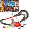 Hot Wheels JDY15 Racing Formule 1 Startovací dráha, F1 sada se 3 angličáky Hot Wheels JDY15 Racing Formule 1 Startovací dráha, F1 sada se 3 angličáky