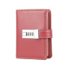 Kožený zápisník MINI s číselným zámkom v červenej farbe Kožený zápisník MINI s číselným zámkom v červenej farbe