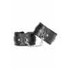 Shots Ouch! Black & White Plush Bonded Leather Ankle Cuffs, putá na nohy s plyšovým polstrovaním Shots Ouch! Black & White Plush Bonded Leather Ankle Cuffs, putá na nohy s plyšovým polstrovaním