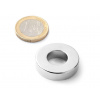 SOLLAU Neodymový magnet medzikružie D 28/13 mm, H 7 mm, N40, ponikelovaný SOLLAU Neodymový magnet medzikružie D 28/13 mm, H 7 mm, N40, ponikelovaný