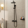 HANSGROHE Vernis Blend Showerpipe nástenný sprchový systém s termostatom, horná sprcha 1jet s priemerom 240 mm, ručná sprcha 2jet, matná čierna, 26426670