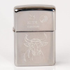 ZIPPO chrom poliert Stier Ha in kleiner Holzbox ZIPPO chrom poliert Stier Ha in kleiner Holzbox
