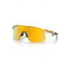 Slnečné okuliare Oakley 9010-0823 Resistor PM Gold w/ Prizm 24K Slnečné okuliare Oakley 9010-0823 Resistor PM Gold w/ Prizm 24K