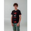 Chlapčenské tričko - Winkiki WJB 01792, čierna / červený nápis / 020 Farba: Čierná, Veľkosť: 170 Chlapčenské tričko - Winkiki WJB 01792, čierna / červený nápis / 020 Farba: Čierná, Veľkosť: 170