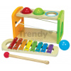 Drevený Xylofón Color Xylophone Hammering Bench Eichhorn s 3 loptičkami a kladivkom od 24 mes Drevený Xylofón Color Xylophone Hammering Bench Eichhorn s 3 loptičkami a kladivkom od 24 mes