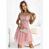Numoco 522-1 CATERINA Dámske šaty s guipúrou a jemným tylom púdrovo ružové Numoco 522-1 CATERINA Dámske šaty s guipúrou a jemným tylom púdrovo ružové