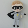 Mini handrová bábika Metoo Super Boy - sivá, 22cm Mini handrová bábika Metoo Super Boy - sivá, 22cm