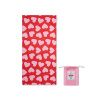 Swim Essentials Plážový uterák z mikrovlákna Hearts 135 x 65 cm Swim Essentials Plážový uterák z mikrovlákna Hearts 135 x 65 cm