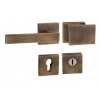 Tupai TI - CUBO/SQUARE - HR 3230/2275 Prevedenie: kľučka/kľučka, Typ otvoru: rozety PZ PLUS BRM - bronz matný (77) Tupai TI - CUBO/SQUARE - HR 3230/2275 Prevedenie: kľučka/kľučka, Typ otvoru: rozety PZ PLUS BRM - bronz matný (77)