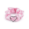 Stoklasa Saténová scrunchie gumička do vlasů / náramek srdce - 11 růžová Stoklasa Saténová scrunchie gumička do vlasů / náramek srdce - 11 růžová