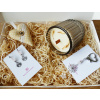 Handmade darčekový box s náušnicami, sviečkou, kľúčenkou a dekoráciou (Darčeková krabička pre ženy ) Handmade darčekový box s náušnicami, sviečkou, kľúčenkou a dekoráciou (Darčeková krabička pre ženy )