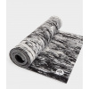 Podložka na jógu Manduka Comfort Cushion 8 mm - Black White Marble Podložka na jógu Manduka Comfort Cushion 8 mm - Black White Marble