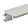 Horizontálny LED profil Gola pre horné skrinky s dorazom, strieborný elox 3000mm Horizontálny LED profil Gola pre horné skrinky s dorazom, strieborný elox 3000mm