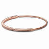PANDORA pozlátený pevný náramok Signature I-D Pavé 582313C01 PANDORA pozlátený pevný náramok Signature I-D Pavé 582313C01