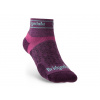 Dámské běžecké ponožky Bridgedale Trail Run Ultra Light T2 Merino Sport Low Womens damson - S (3-4,5) / EU 35-37 / 21-23 cm Dámské běžecké ponožky Bridgedale Trail Run Ultra Light T2 Merino Sport Low Womens damson - S (3-4,5) / EU 35-37 / 21-23 cm