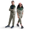 Nike NSW Poly Tracksuit Juniors Army/Fir 7-8 rokov Nike NSW Poly Tracksuit Juniors Army/Fir 7-8 rokov
