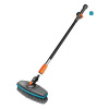Gardena Cleansystem Mäkká kefa na umývanie s násadou - sada GARDENA 18826-20 Gardena Cleansystem Mäkká kefa na umývanie s násadou - sada GARDENA 18826-20