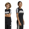 Detské bavlnené tričko adidas JC7468 čierna 128 Detské bavlnené tričko adidas JC7468 čierna 128