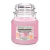 Tradičná parafínová sviečka SUGARED BLOSSOM Yankee Candle Tradičná parafínová sviečka SUGARED BLOSSOM Yankee Candle