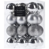 HOME STYLING COLLECTION Vianočné ozdoby – gule, strieborné, priemer 3 cm, 24 ks HOME STYLING COLLECTION Vianočné ozdoby – gule, strieborné, priemer 3 cm, 24 ks