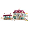 Schleich 42706 Dedinský dom a stajňa pri jazere Schleich 42706 Dedinský dom a stajňa pri jazere