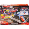 Pretekárska dráha s kaskadérskymi prvkami Disney ZLATÝ PIEST + autíčko Blesk McQueen JHL42 Pretekárska dráha s kaskadérskymi prvkami Disney ZLATÝ PIEST + autíčko Blesk McQueen JHL42