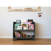 Wamm Cosy Room Drevená knižnica do detskej izby Zvoľte farbu: Tmavo sivá Wamm Cosy Room Drevená knižnica do detskej izby Zvoľte farbu: Tmavo sivá