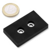 Neodymový magnetický úchyt kváder 52 × 32 v. 6 mm, 2× M5, sila 15 kg, pogumovaný Neodymový magnetický úchyt kváder 52 × 32 v. 6 mm, 2× M5, sila 15 kg, pogumovaný