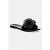 Šľapky Melissa MELISSA BABE PETALS AD M.37817.BS571 čierna EUR 38 Šľapky Melissa MELISSA BABE PETALS AD M.37817.BS571 čierna EUR 38