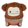 Jazwares Squishmallows Plyšová figúrka Mrkajúci hnedý Yeti so šatkou Benny 30 cm Jazwares Squishmallows Plyšová figúrka Mrkajúci hnedý Yeti so šatkou Benny 30 cm