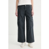 Levi's nohavice dámske bavlnené SUPERLOW LOOSE CARGO ND 005FX.0002 čierna 24/32 Levi's nohavice dámske bavlnené SUPERLOW LOOSE CARGO ND 005FX.0002 čierna 24/32