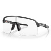 Slnečné okuliare OAKLEY Sutro Lite Clear to Black Iridium Photochromic Čierna Slnečné okuliare OAKLEY Sutro Lite Clear to Black Iridium Photochromic Čierna