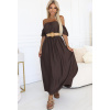Čokoládovo hnedé boho maxi šaty s odhalenými ramenami a pleteným pásikom 614-1 ONE SIZE Čokoládovo hnedé boho maxi šaty s odhalenými ramenami a pleteným pásikom 614-1 ONE SIZE