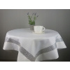 Behun na stol - Biely behúň, odtiene šedej, strieborné 100 x 50 cm (Biely behúň s zirkónovým pásom 50x100 Diamond) Behun na stol - Biely behúň, odtiene šedej, strieborné 100 x 50 cm (Biely behúň s zirkónovým pásom 50x100 Diamond)