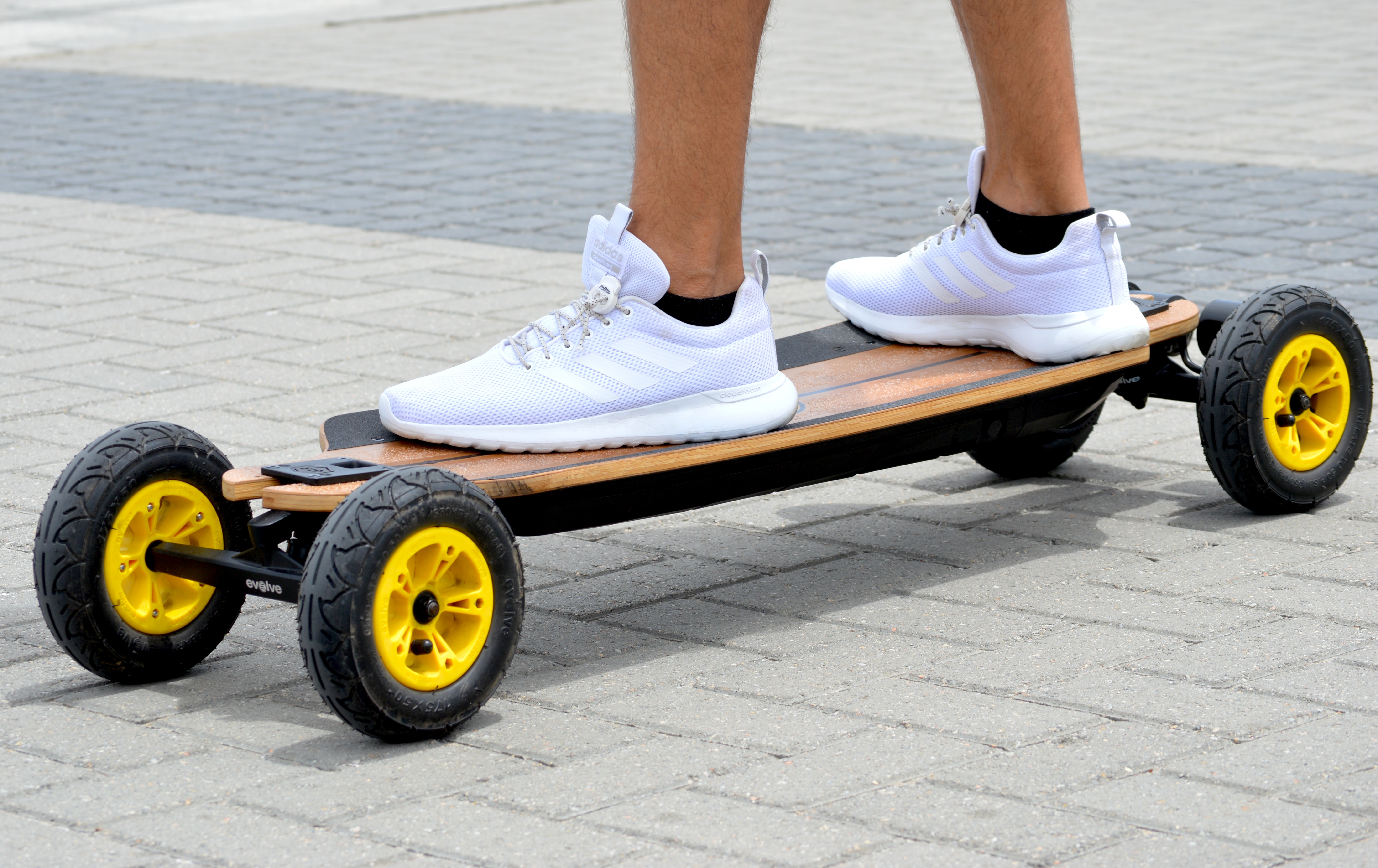 Ako vybrat elektrický skateboard alebo longboard?