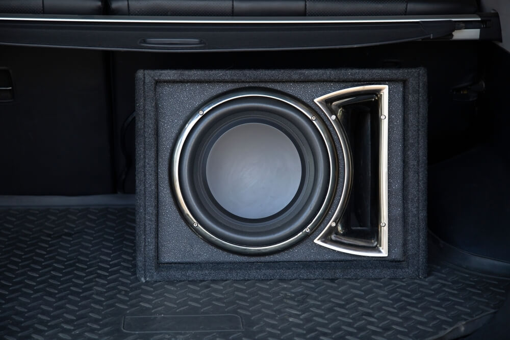 Ako vybrať subwoofer do auta?