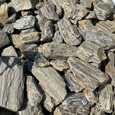Slapaky.cz Kamenná kůra - drť 63-250 mm – Sleviste.cz