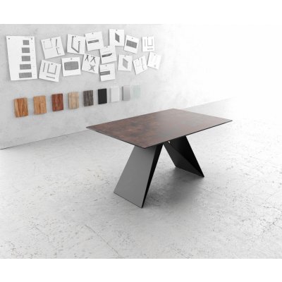 DELIFE Jídelní stůl Edge 140 x 90cm sklo Antique Brown V-Centre Noha černá